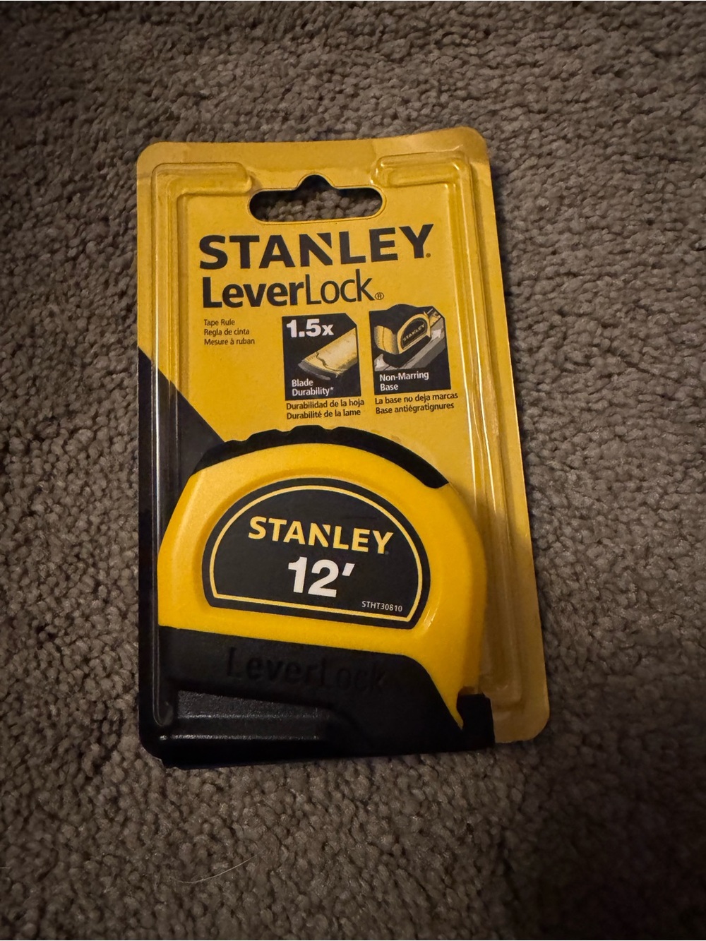 Stanley LeverLock 12' Tape Measure in Yellow and Black